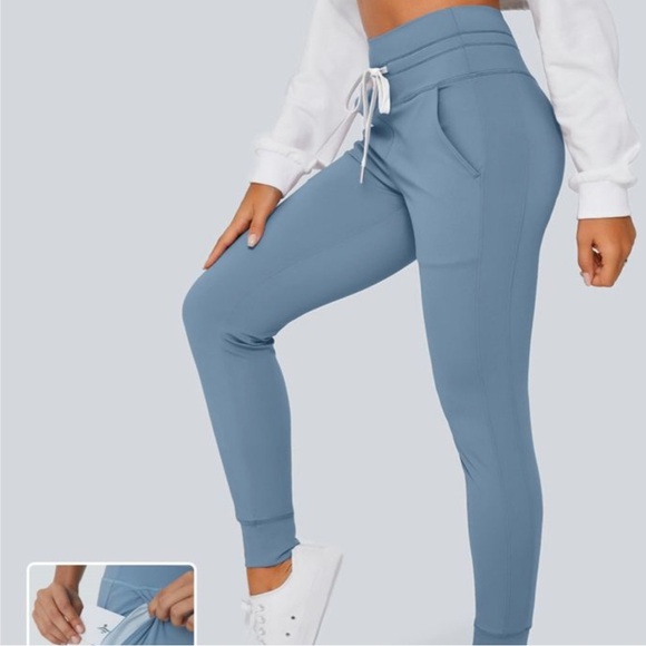 Halara SoftlyZero Plush High Waisted Drawstring Pocket Plain Full Length Joggers - Picture 1 of 7